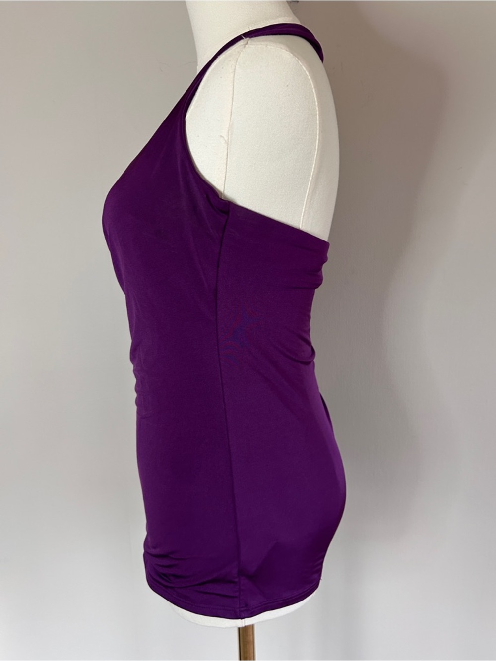 Y2K BEBE Asymmetric Ruched Fitted Halter 2000s Going Out Tank Top Club Glam Sz S - Picture 4 of 10